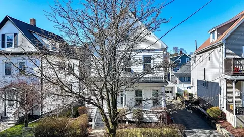 82 Jefferson Ave, Everett, MA 02149