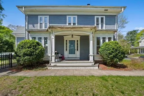 6 Oakland Ave, Easton, MA 02356