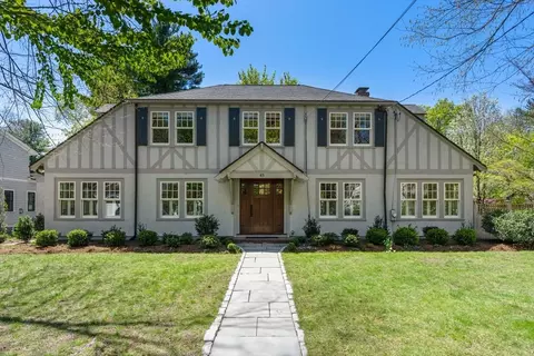 45 Plainfield St, Waban, MA 02468