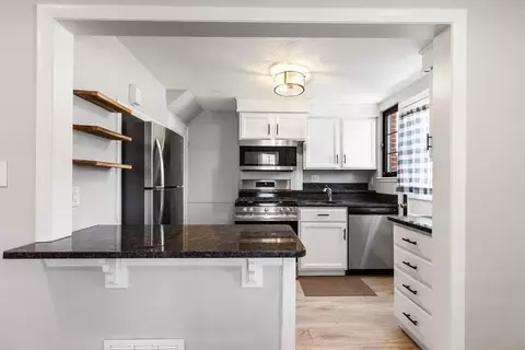 45 Pierce Rd #45, Watertown, MA 02472