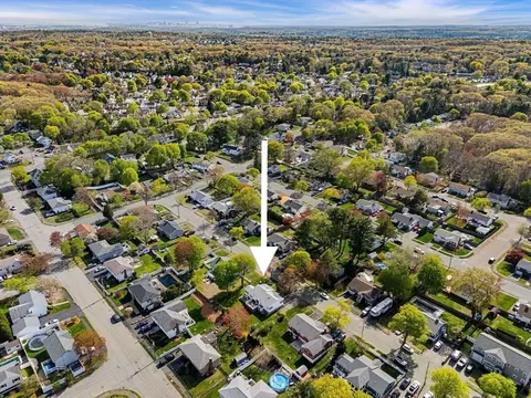 9 Will Sawyer St, Peabody, MA 01960