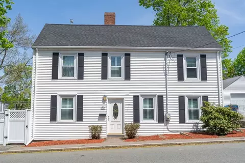 35 Neponset St, Canton, MA 02021