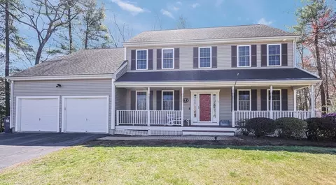 206 Washington St, Northbridge, MA 01534