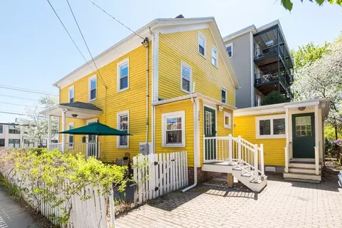 106 Hamilton St #1, Cambridge, MA 02139