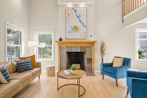41 Ponkapoag Way, Canton, MA 02021