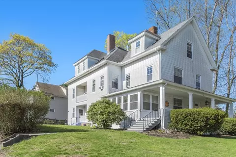 469 Grove St #1, Worcester, MA 01605