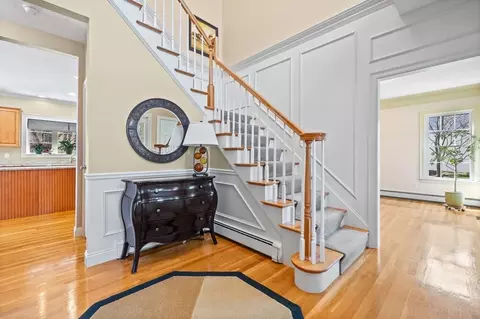 8 Comstock Way, Walpole, MA 02071 photo 3