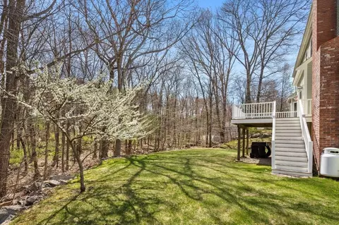 8 Comstock Way, Walpole, MA 02071 photo 34