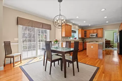 8 Comstock Way, Walpole, MA 02071 photo 7