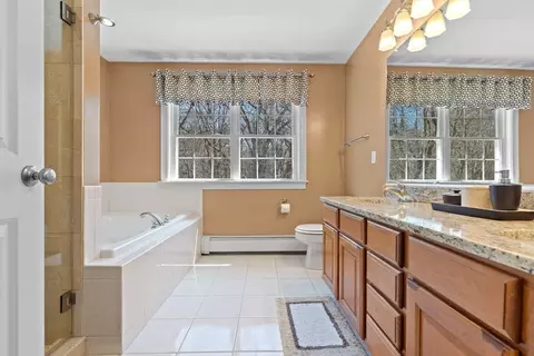 8 Comstock Way, Walpole, MA 02071 photo 21