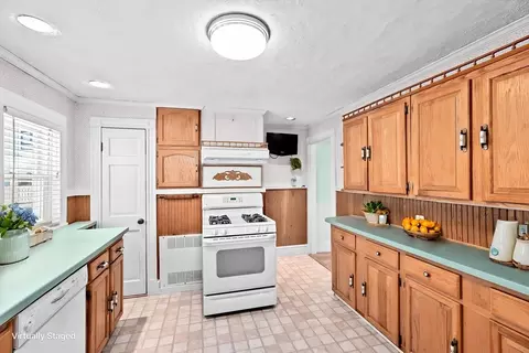 Kitchen - 71 J St, Hull, MA 02045 photo 1 of 1
