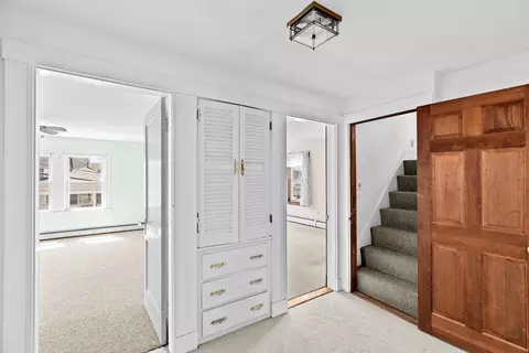 Entry Way - 71 J St, Hull, MA 02045 photo 3 of 4