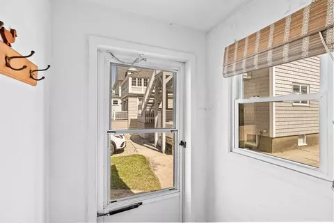 Entry Way - 71 J St, Hull, MA 02045 photo 4 of 4