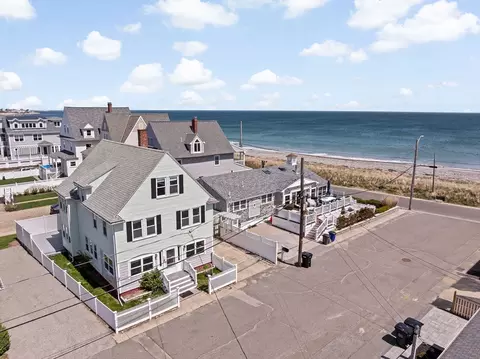 71 J St, Hull, MA 02045