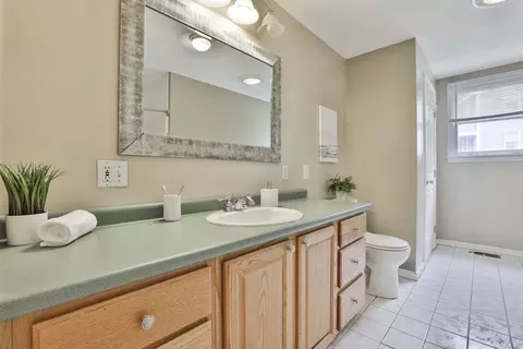 Bath - 1 Memory Ln, Wakefield, MA 01880 photo 4 of 4