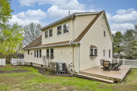 Exterior - 1 Memory Ln, Wakefield, MA 01880 photo 7 of 7