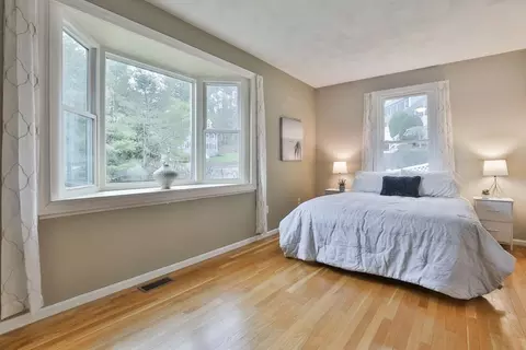 Bedroom - 1 Memory Ln, Wakefield, MA 01880 photo 3 of 8