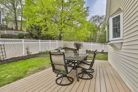 Exterior - 1 Memory Ln, Wakefield, MA 01880 photo 6 of 7