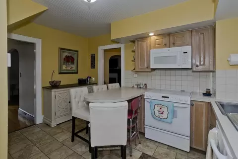 151 Springfield St, Springfield, MA 01107 photo 11