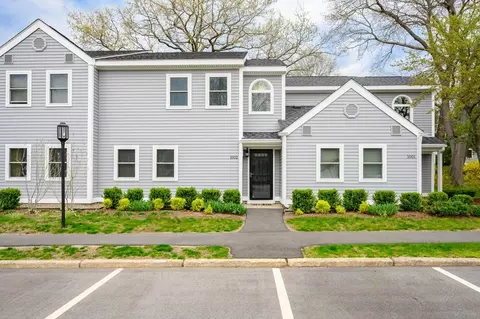 1002 Tuckers Ln #1002, Hingham, MA 02043