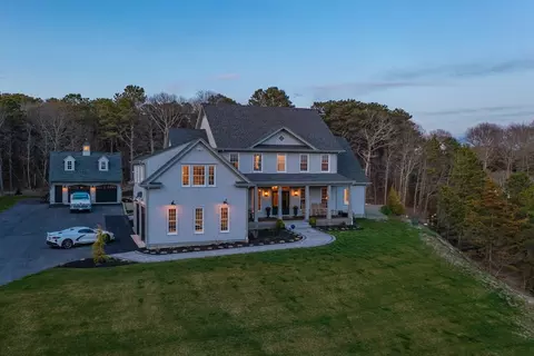 1 Joslin Ln, Sandwich, MA 02537