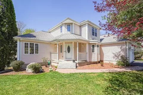 9 Cardinal Cir, Shrewsbury, MA 01545
