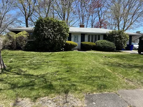 38 Marion St, Holbrook, MA 02343