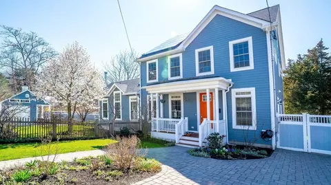 60 Wright St, Arlington, MA 02474