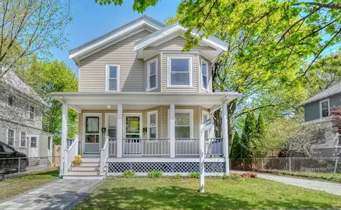 19 Summer St, Wakefield, MA 01880