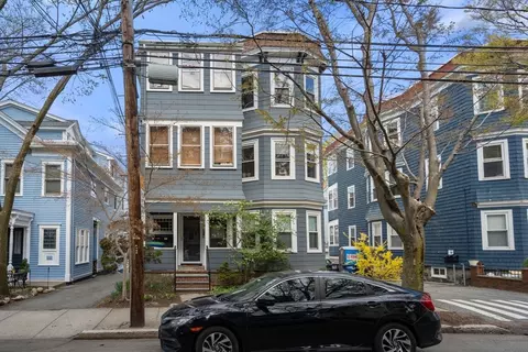 46 Porter St #3, Somerville, MA 02143