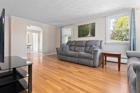 358 William St, Stoneham, MA 02180 photo 15