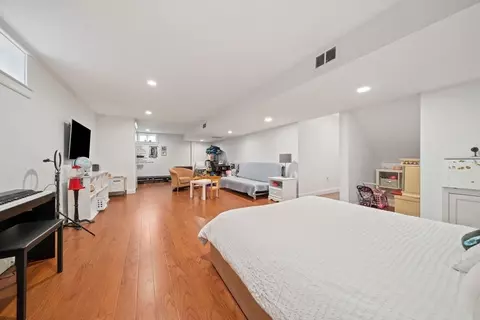 900 Greendale #1, Needham, MA 02492 photo 19