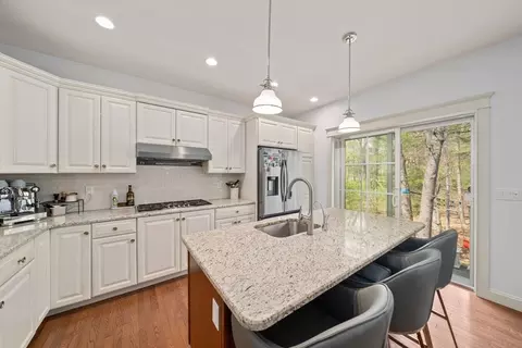 900 Greendale #1, Needham, MA 02492 photo 8
