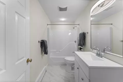 7 Heritage Ln, Canton, MA 02021 photo 17
