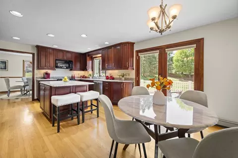 7 Heritage Ln, Canton, MA 02021 photo 9