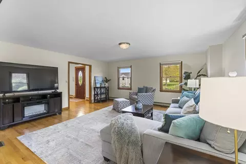 7 Heritage Ln, Canton, MA 02021 photo 8