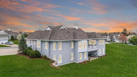 95 Chittenden Ln #95, Cohasset, MA 02025