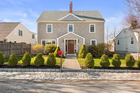 73 Marion Rd, Scituate, MA 02066