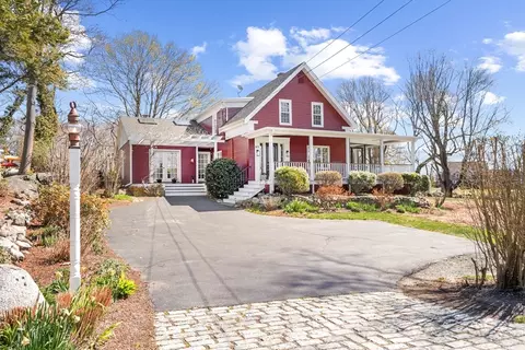 65 South St, Rockport, MA 01966