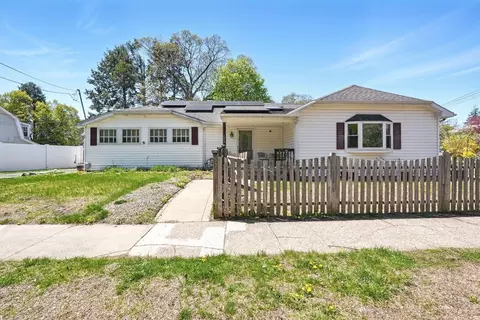 100 Nelson St, West Springfield, MA 01089