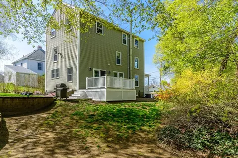 Exterior - 2 Longfellow St, Beverly, MA 01915 photo 3 of 9