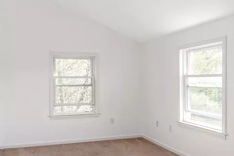 Bedroom - 2 Longfellow St, Beverly, MA 01915 photo 4 of 5