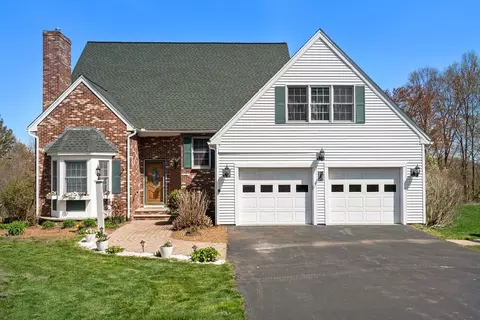 109 Towne Hill Rd, Haverhill, MA 01835