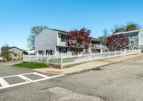 58 Last St, Fall River, MA 02724 photo 2