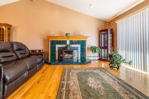 58 Last St, Fall River, MA 02724 photo 6