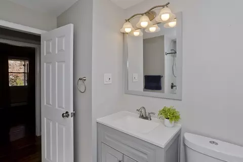 49 Hillside Dr, Springfield, MA 01118 photo 18