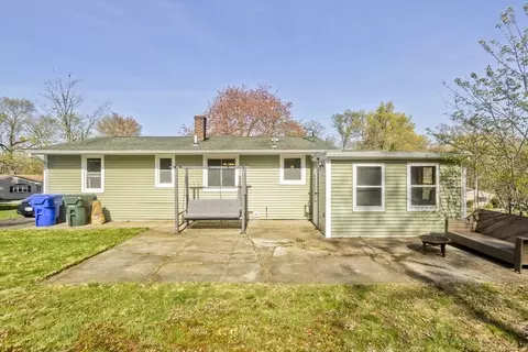 49 Hillside Dr, Springfield, MA 01118 photo 33