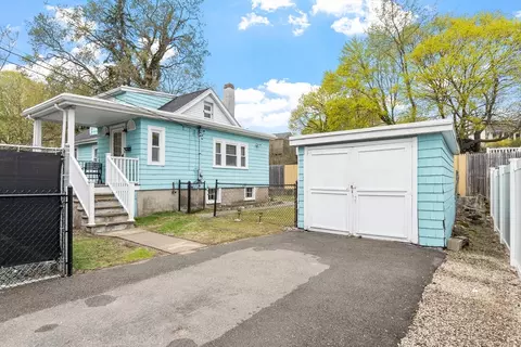 124 Highland Ave # R, Salem, MA 01970