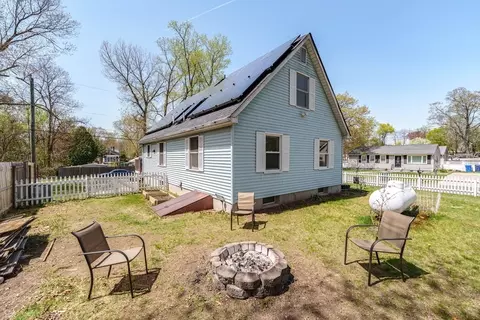 Exterior - 105 Hamilton St, Springfield, MA 01119 photo 6 of 9