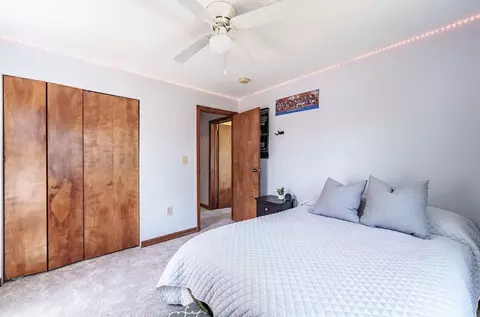 Bedroom - 105 Hamilton St, Springfield, MA 01119 photo 5 of 8